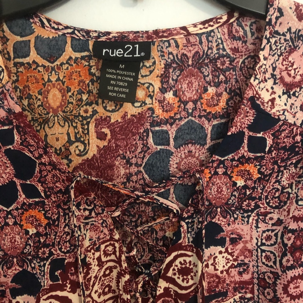 EUC, Rue21 blouse, size M - Picture 2 of 3